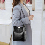 Women's Leather Shoulder Bag Large Capacity Crossbody Handbag