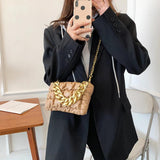 Retro Shoulder Bag Square Lattice Pattern Crossbody Bag