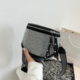 Fashionable Chest Bag Wide Shoulder Strap Personalized Messenger Bag