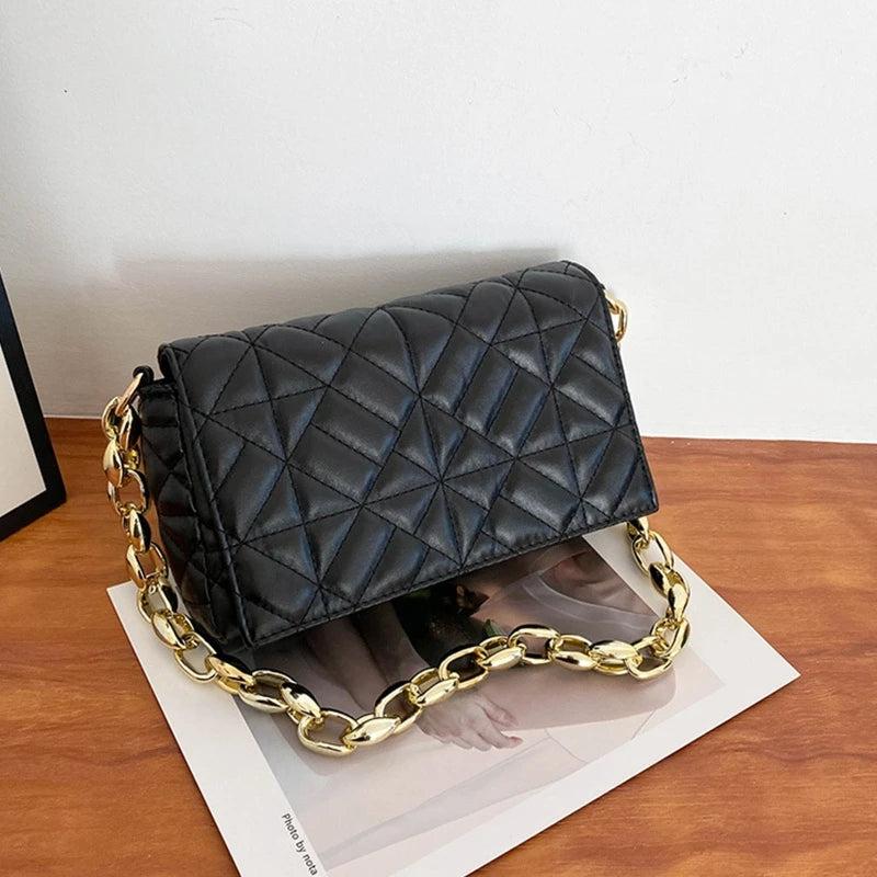 D0LF Shoulder Bag Thick Chain Quilted Handbag Women Clutch Bag