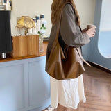 Vintage Large Capacity Soft Leather Crossbody Bag Armpit Bag Portable Handbag