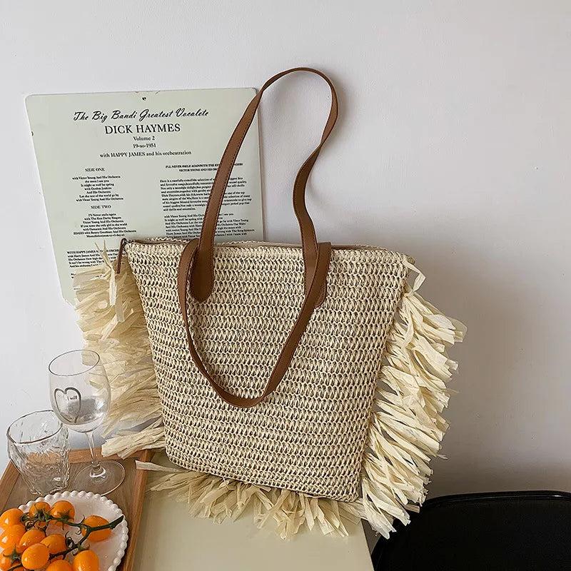 Bohemian Straw Shoulder Bag Tassel Handbag Large Capacity Beach Travel Purse