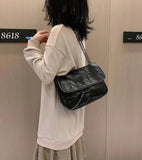 Women's Embroidery Thread Shoulder Bag Soft Leather Messenger Chains Crossbody H