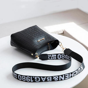 Crocodile Pu Leather Messenger Bag for Women