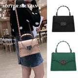 Vintage Rivet Messenger Bag Solid Shoulder Bolsos