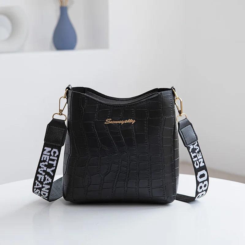 Crocodile PU Leather Women Messenger Bag - Handbag