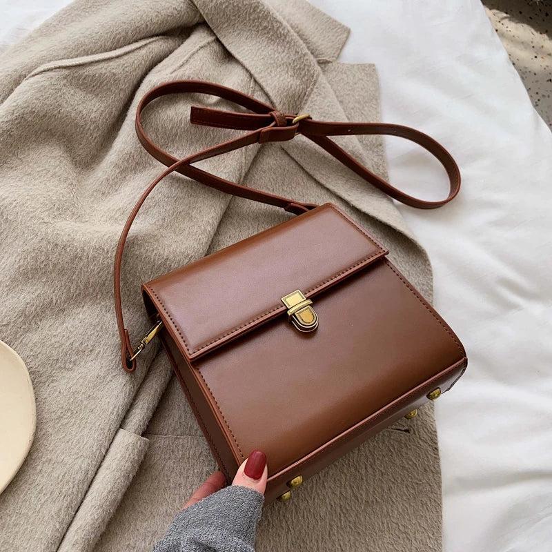 Vintage Leather Crossbody Bag for Women Shoulder Messenger Handbag