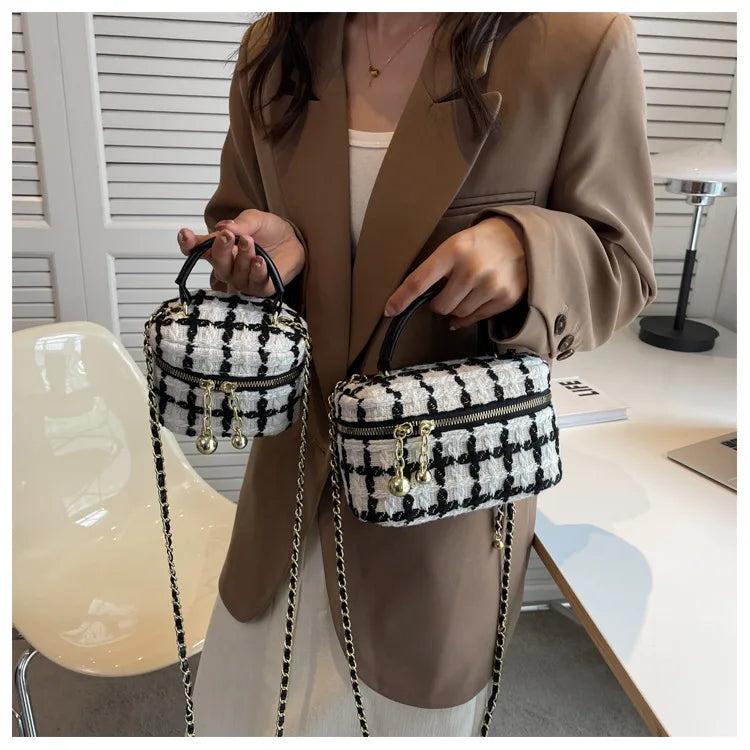 Woolen Tweed Handbags Small Chain Purse for Women with Zipper