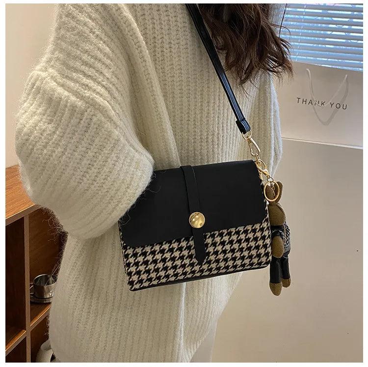 Casual Women Shoulder Bag Crossbody Bag Small Messenger Chain Handbag