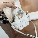 Woven Drawstring Bucket Bag for Women Shoulder Travel Bags