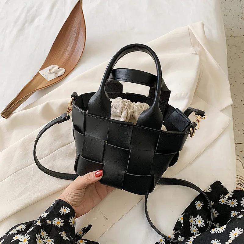 Woven Drawstring Bucket Bag for Women Shoulder Travel Bags