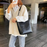 Chain Handbag Ladies Casual Handbag Shoulder Bucket Shop Package