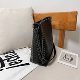 Chain Handbag Ladies Casual Handbag Shoulder Bucket Shop Package