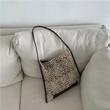 Leopard Stitched Single Shoulder Bag Small Square Bag