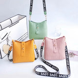 Stone Grain Small Square Bag Shoulder Messenger Bag Small And Mobile Phone Bag