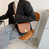Retro Semicircle Saddle Bag Wide Shoulder Strap Single Shoulder Messenger Bag