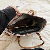 High Capacity Women Shoulder Bags Good Women's Shoulder Totes