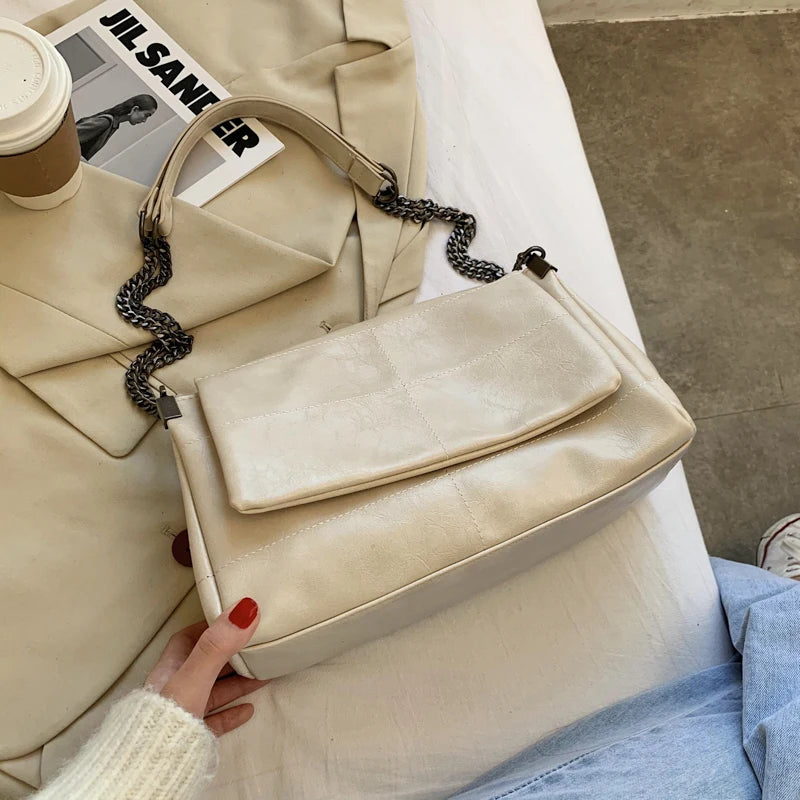 Chain Messenger Bag Women Large Capacity Shoulder Crossbody Casual Handbags