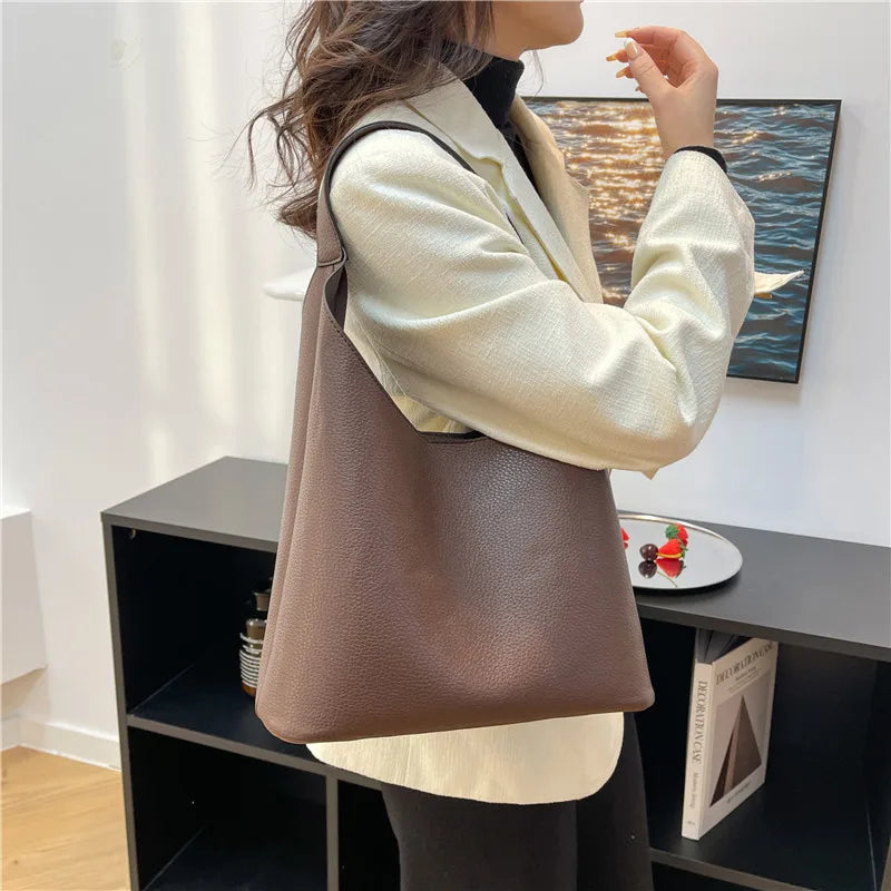 Half Moon Shoulder Bag Crossbody Handbag for Women