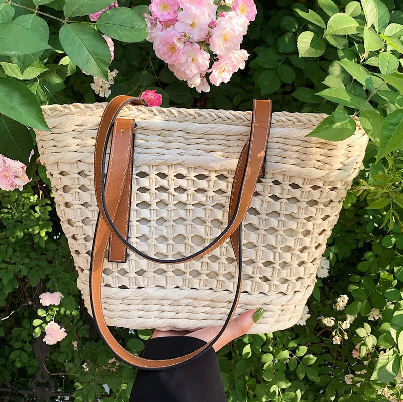 Straw Women's Shoulder Bag Hollow Out Crossbody Bag