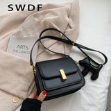 Chic Leather Crossbody Bag with Pockets
