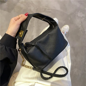 Brown Crossbody Bags for Women Pu Leather Messenger Bags Vintage Chain Shoulder