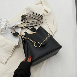 Wide Strap Small Bucket Shoulder Bags For Women Winter Retro Crossbody Purse