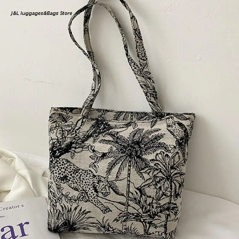 Embroidery Pattern Clutch Canvas Shoulder Bag
