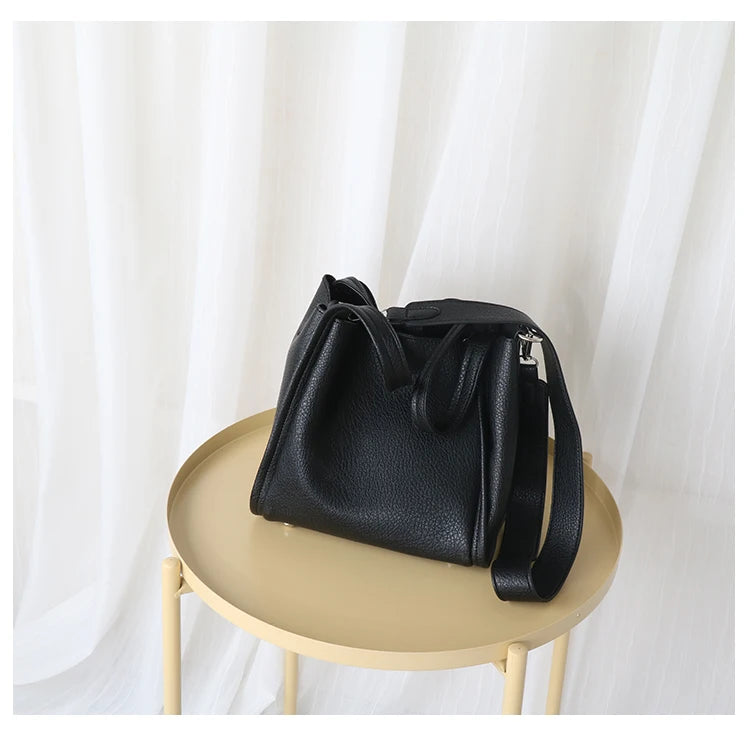 Casual Basket Handbags Women Large Capacity Matte Crossbody Bags