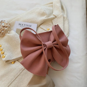 Fashionable Leather Crossbody Bag