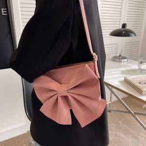 Fashionable Leather Crossbody Bag