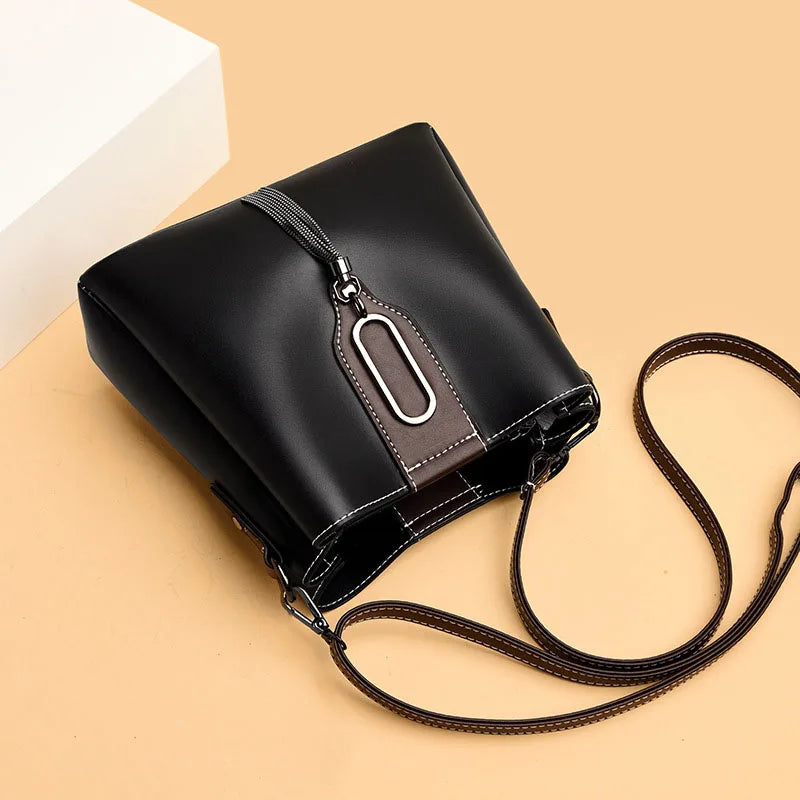 Vintage PU Leather Women Bucket Bag with Tassle Crossbody