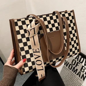 Classic Checkerboard Large Capacity Tote Bag Retro Ladies Underarm Bag