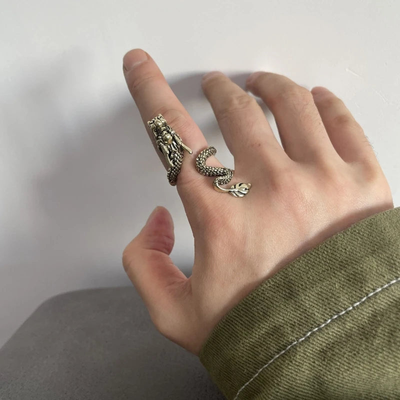 Metal Dragon Ring Cigarette Clip Game Decor for Men