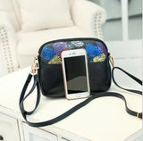 Small Wallet Messenger Bag Cartoon Shoulder Bag for Women