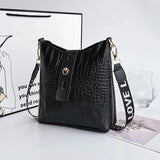 Crocodile Messenger Bag Women PU Leather Crossbody Handbag