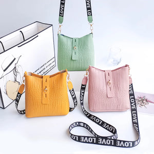 Crocodile Messenger Bag Women PU Leather Crossbody Shoulder Bag
