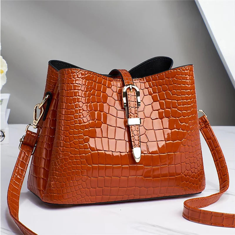 Crocodile Pattern Bucket Bag for Women Crossbody Bag Patent Leather