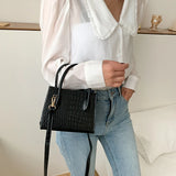 Crocodile Chain Shoulder Handbag PU Leather Crossbody Bag