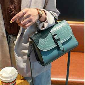 Crocodile Pattern Shoulder Bag PU Leather Flap Square Bag Crossbody Bag