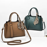 Crocodile Pattern Zipper Handbags Embossed Shoulder Messenger Bag