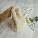 Women's Soft Faux Fur Wristlets Bag Warm Winter Fluffy Bucket Sac