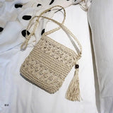D0UD Women Beach Straw Shoulder Messenger Bag Tassel Boho Hollow Out