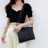 Punk Skull Clutch Bag Retro Rivet Satchel ZM1145