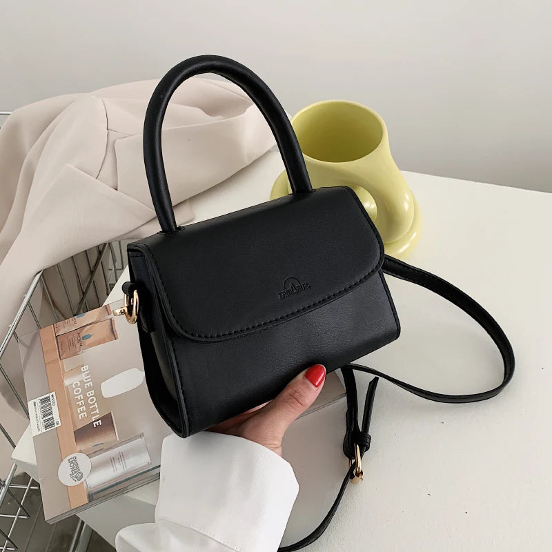 Hot-selling Western Style Square Messenger Bag