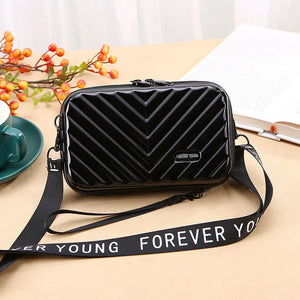 Diamond Lattice Women Shoulder Bag Wide Strap Mini Crossbody Cell Phone Bag