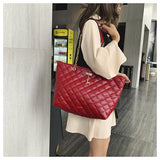 Large Capacity Women Chain Shoulder Bags PU Leather Solid Bags