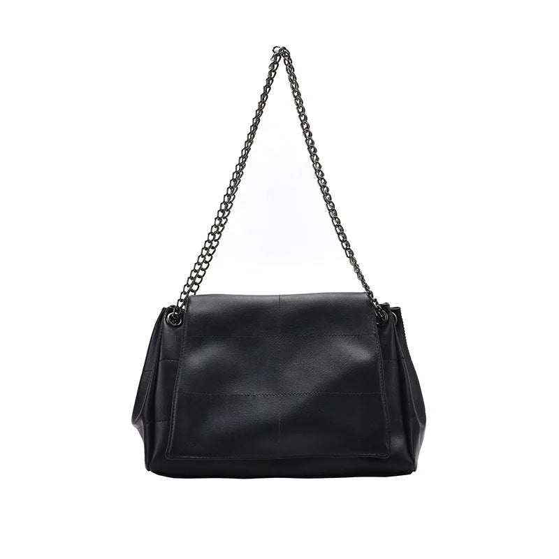 Retro Female Shoulder Bag Chain Handbag Fashionable Crossbody Bag