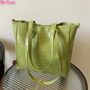 Crocodile Pattern Large Shoulder Bag for Women - Shopping & Travel Tote