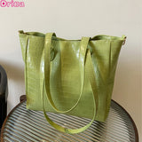 Crocodile Pattern Large Shoulder Bag for Women - Shopping & Travel Tote